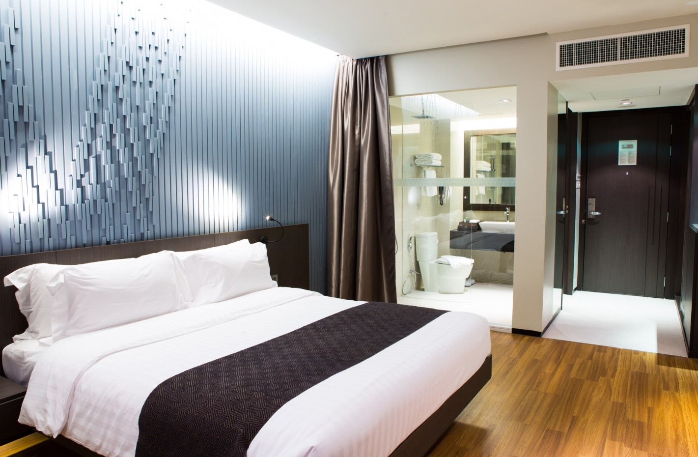 first-class-room